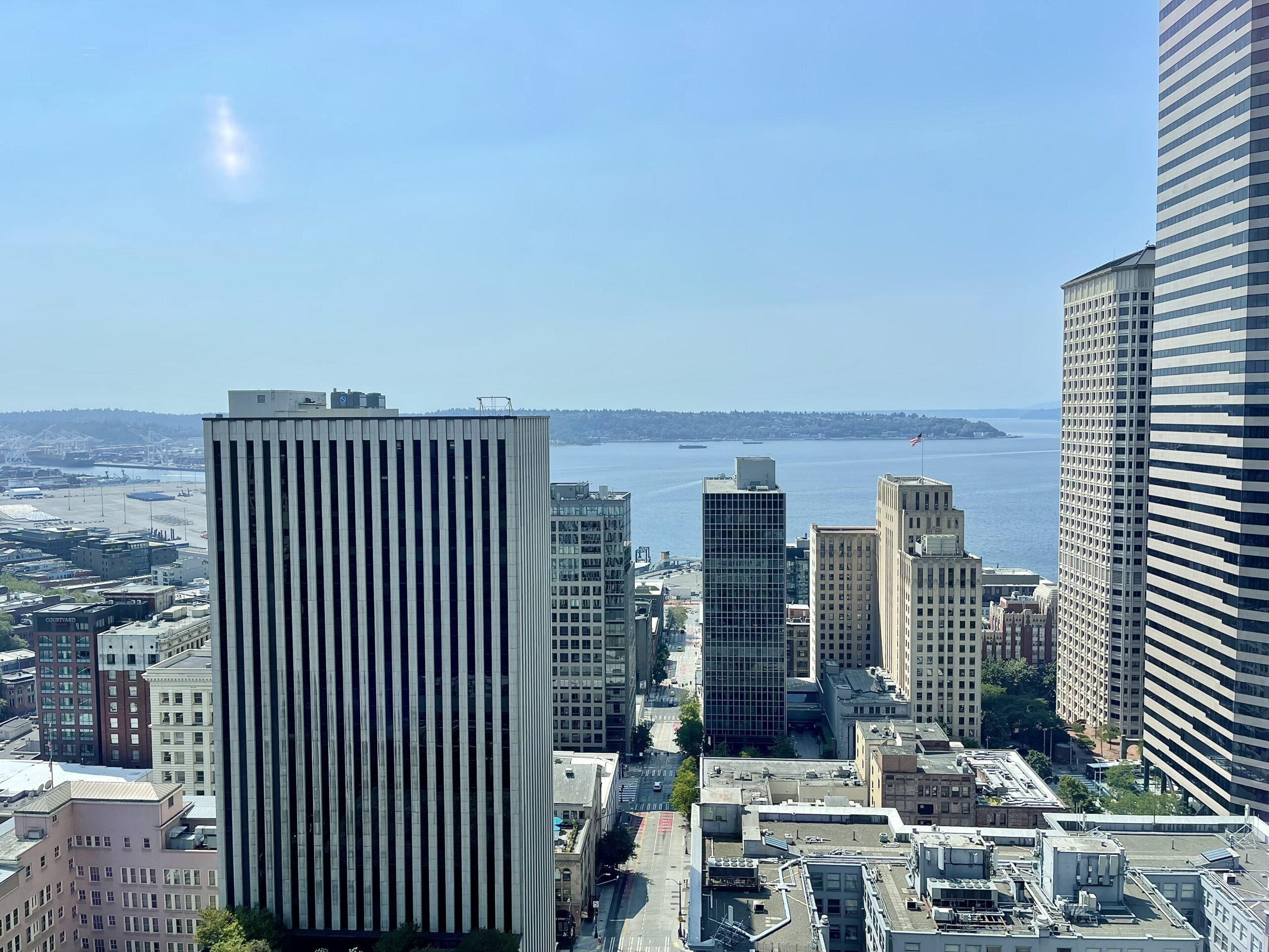 view of Elliot Bay and Downtown Seattle 